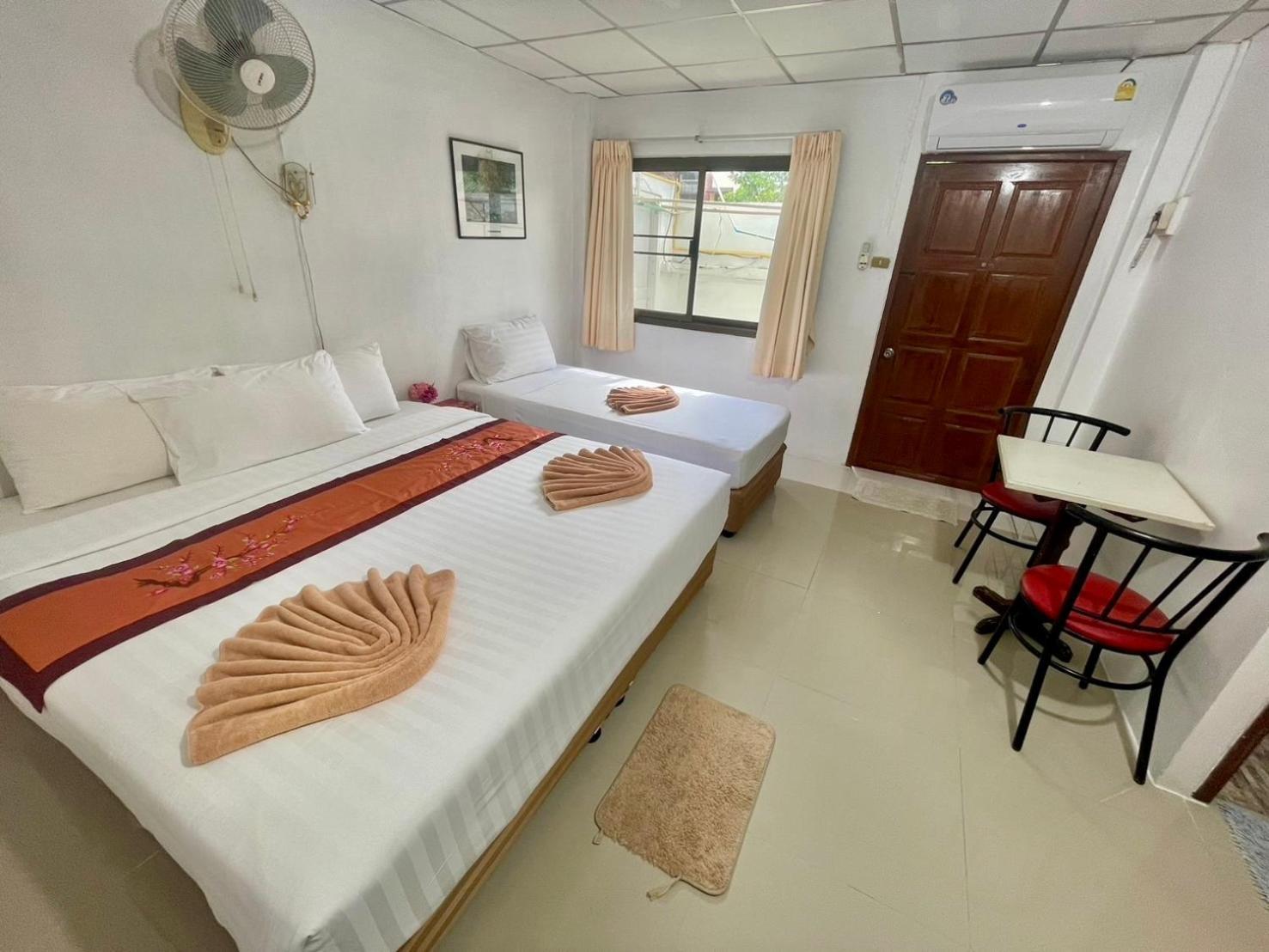 Jj Karon Beach Hotel 외부 사진