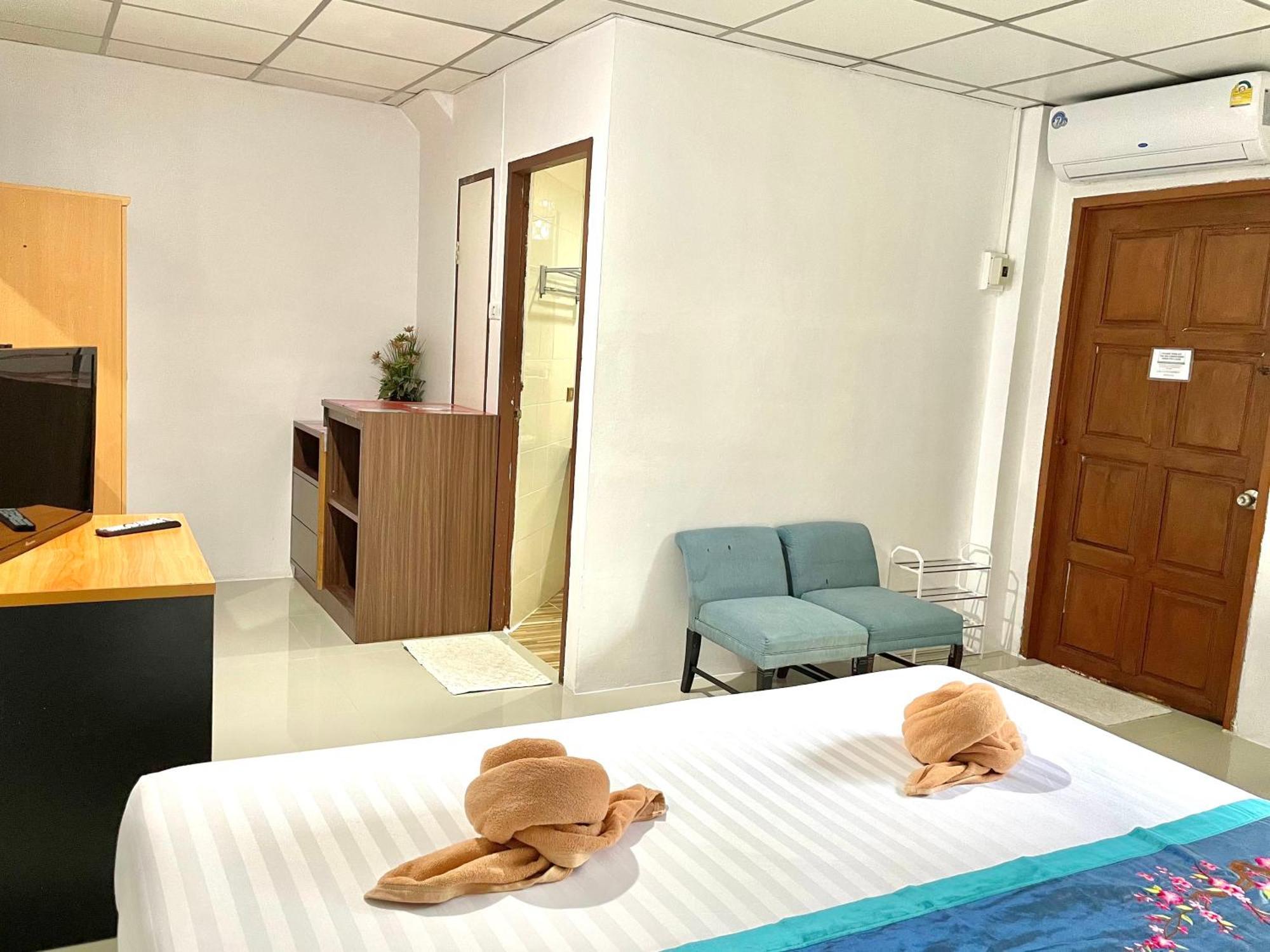 Jj Karon Beach Hotel 외부 사진