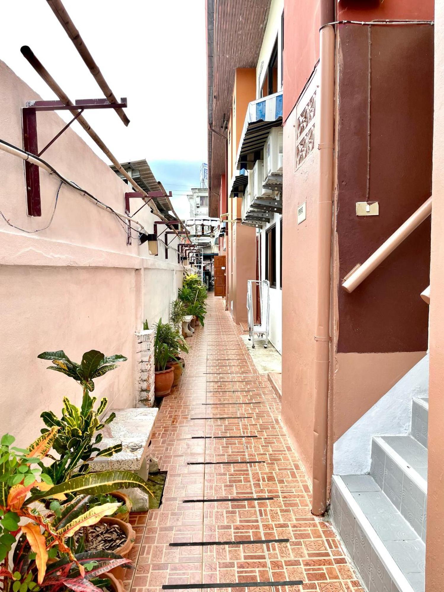 Jj Karon Beach Hotel 외부 사진