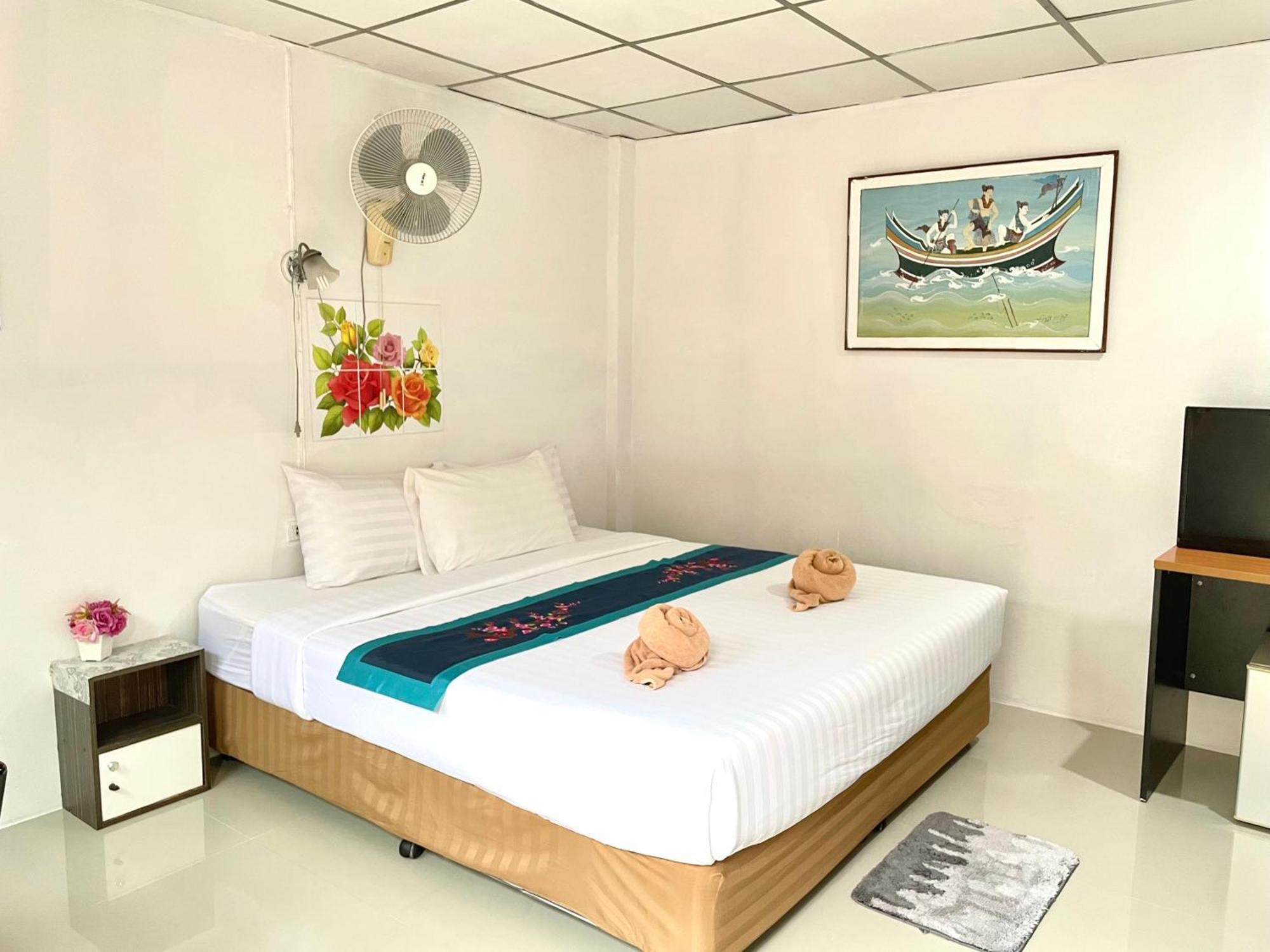 Jj Karon Beach Hotel 외부 사진